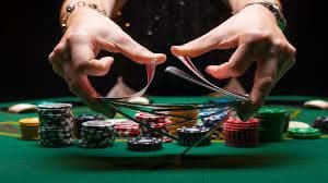 Antarmuka permainan Mega Moolah di primebet88 menampilkan gulungan slot dan layar jackpot progresif